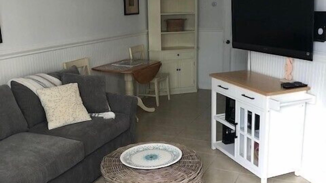 Photo of Livingroom in Avalon