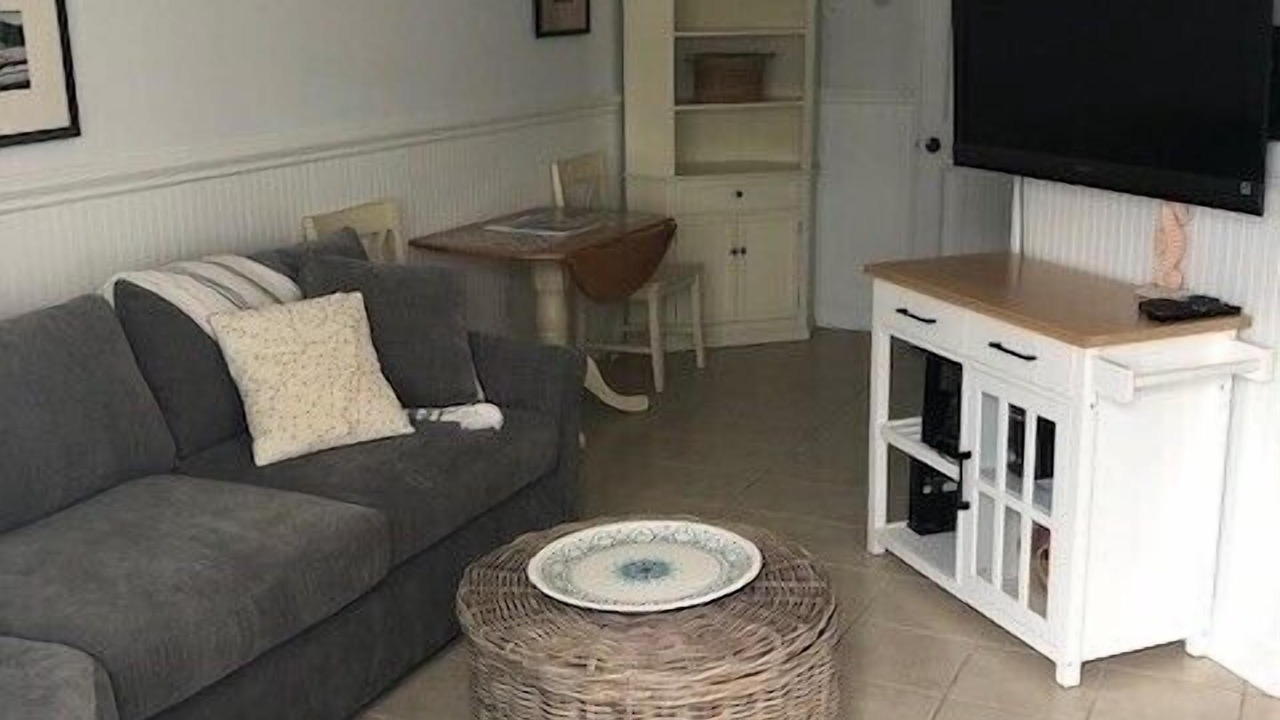 Photo of Livingroom in Avalon