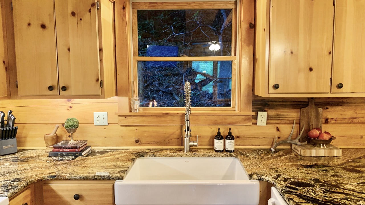 Photo of Bathroom in Hidden Lake
