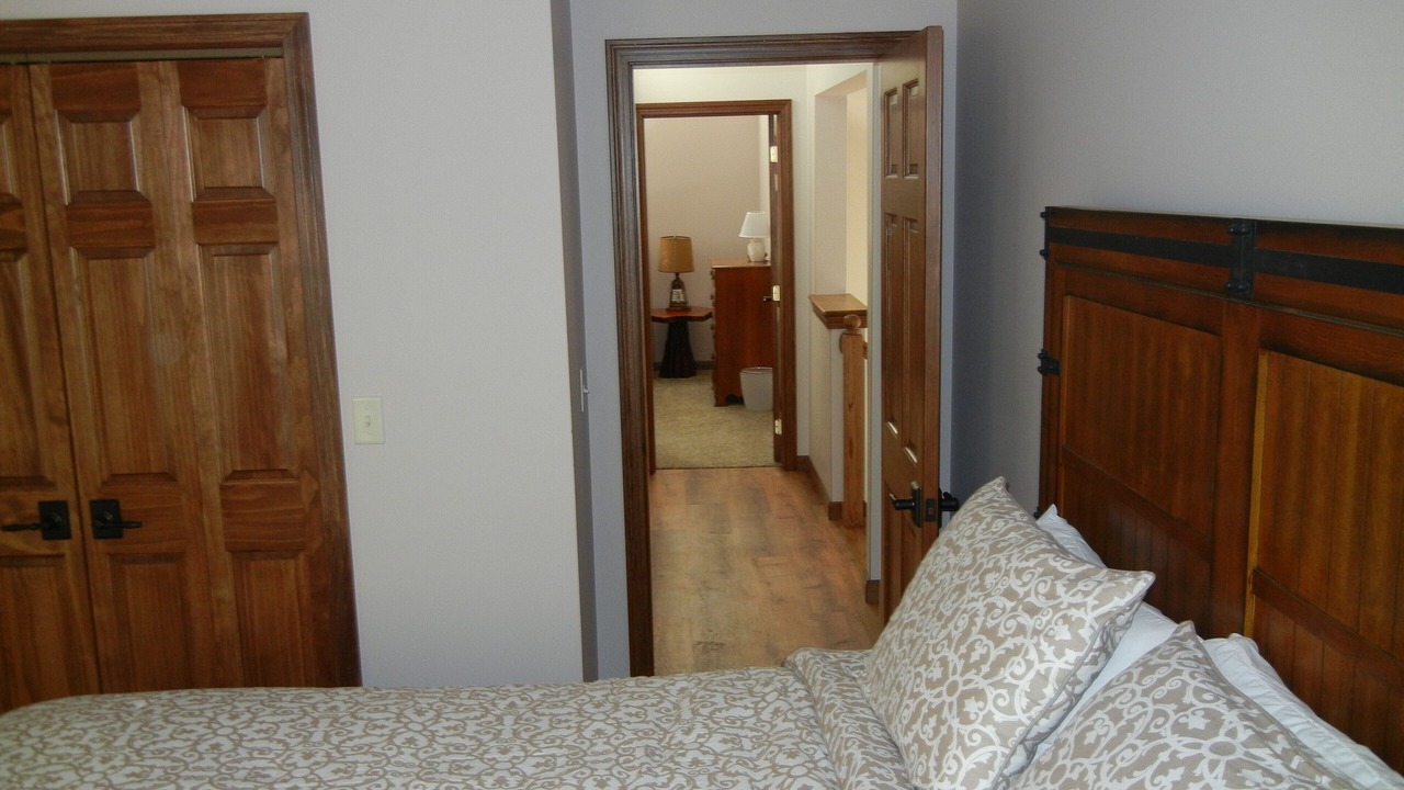 Photo of Bedroom in Kelleys Island