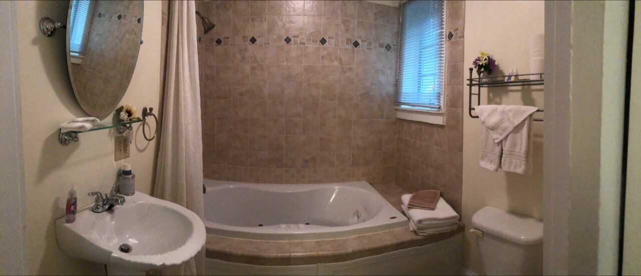Photo of Bathroom in Berkeley Springs