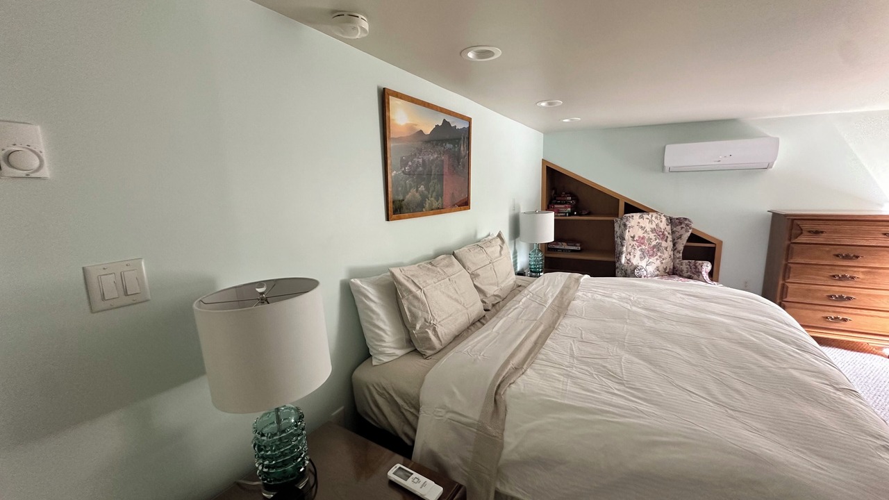 Photo of Bedroom in Shawanese