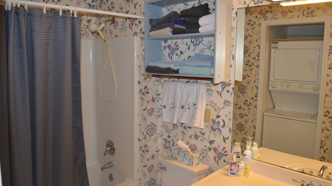 Photo of Bathroom in Weaverville