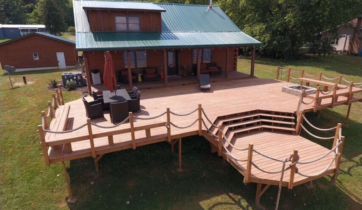 Photo of Patio Balcony in Parkersburg