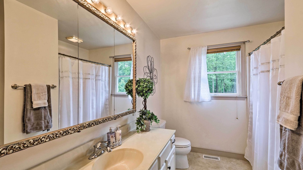 Photo of Bathroom in New Holland