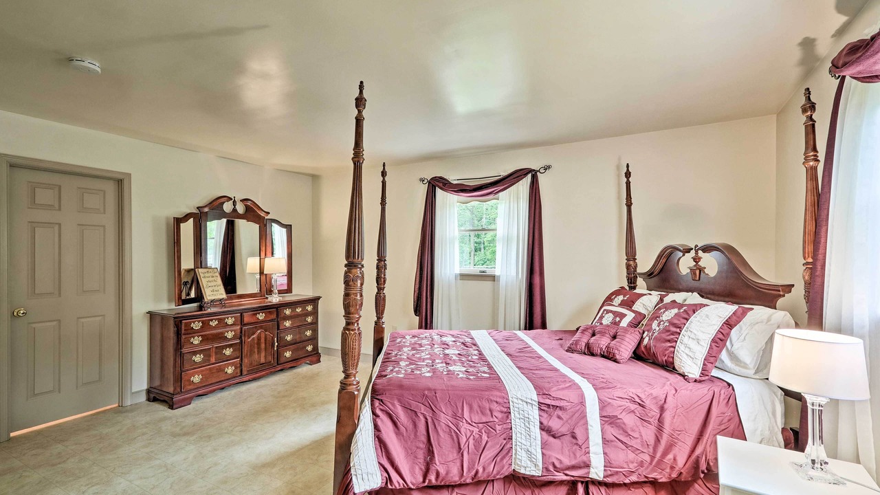 Photo of Bedroom in New Holland