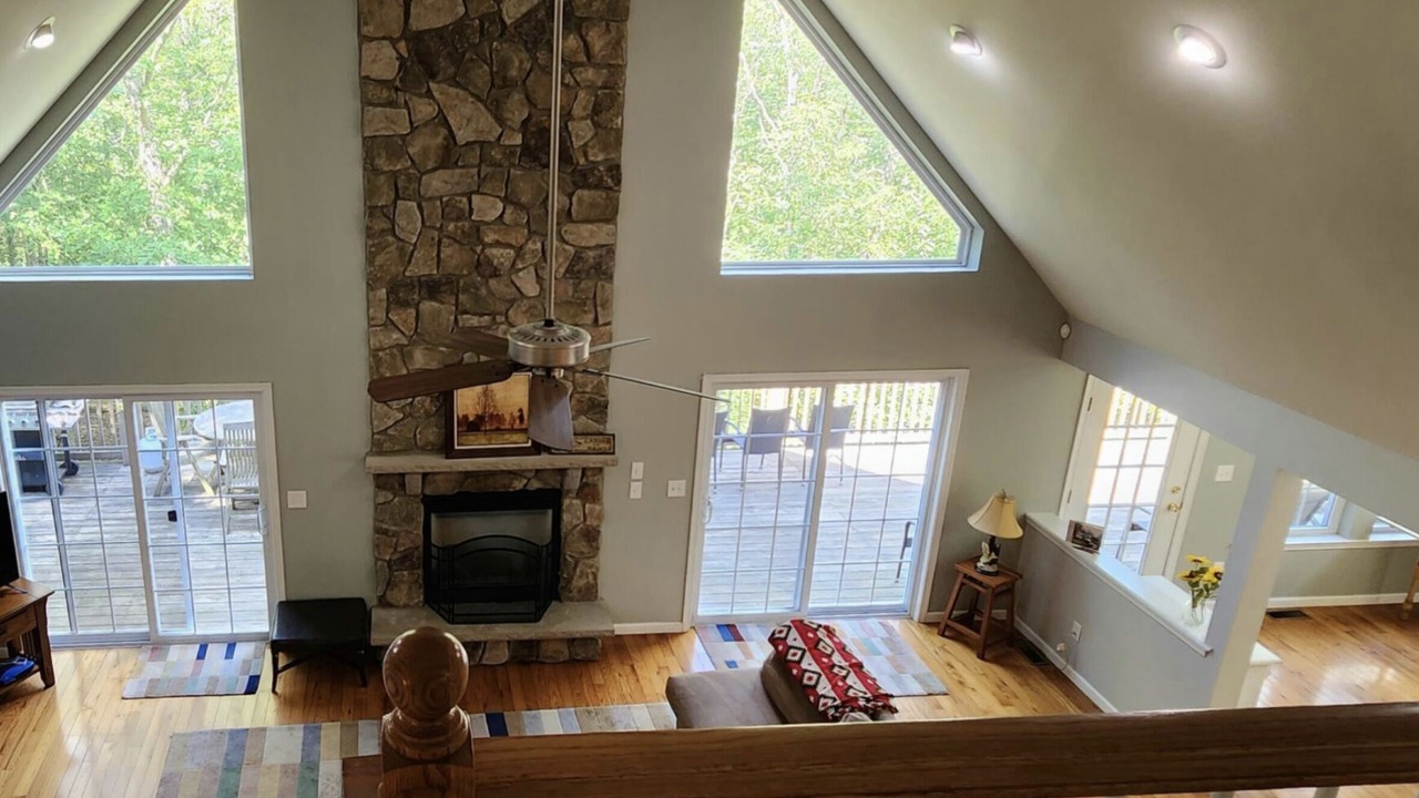 Photo of Livingroom in Lackawaxen