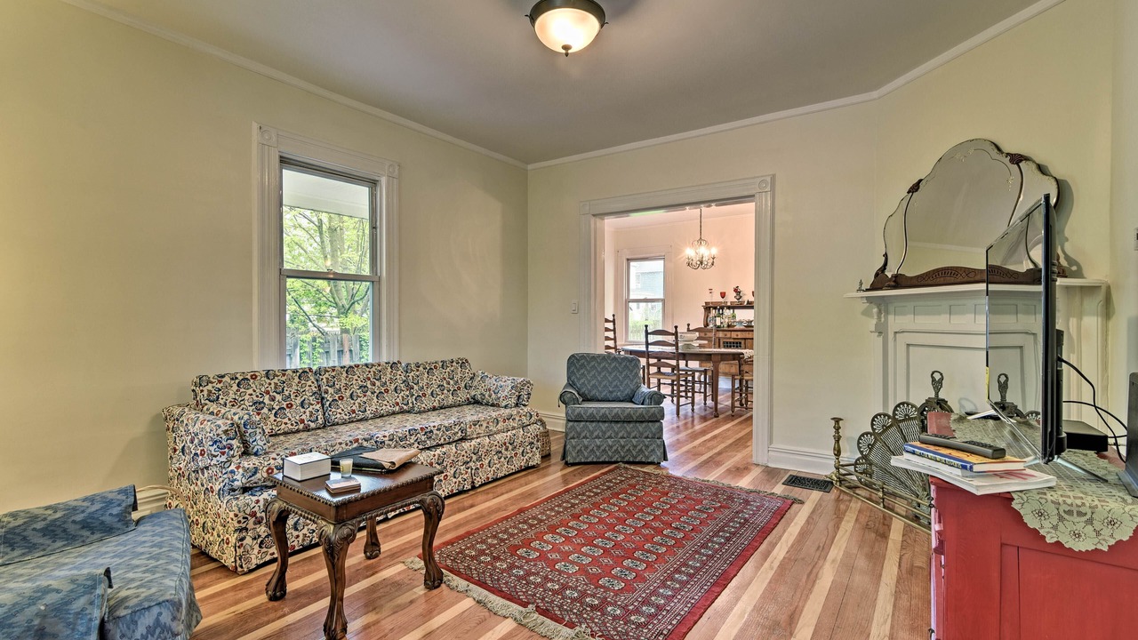 Photo of Livingroom in Millburn