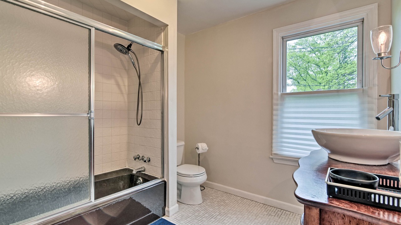 Photo of Bathroom in Millburn