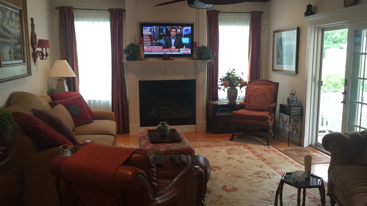 Photo of Livingroom in Spring Lake