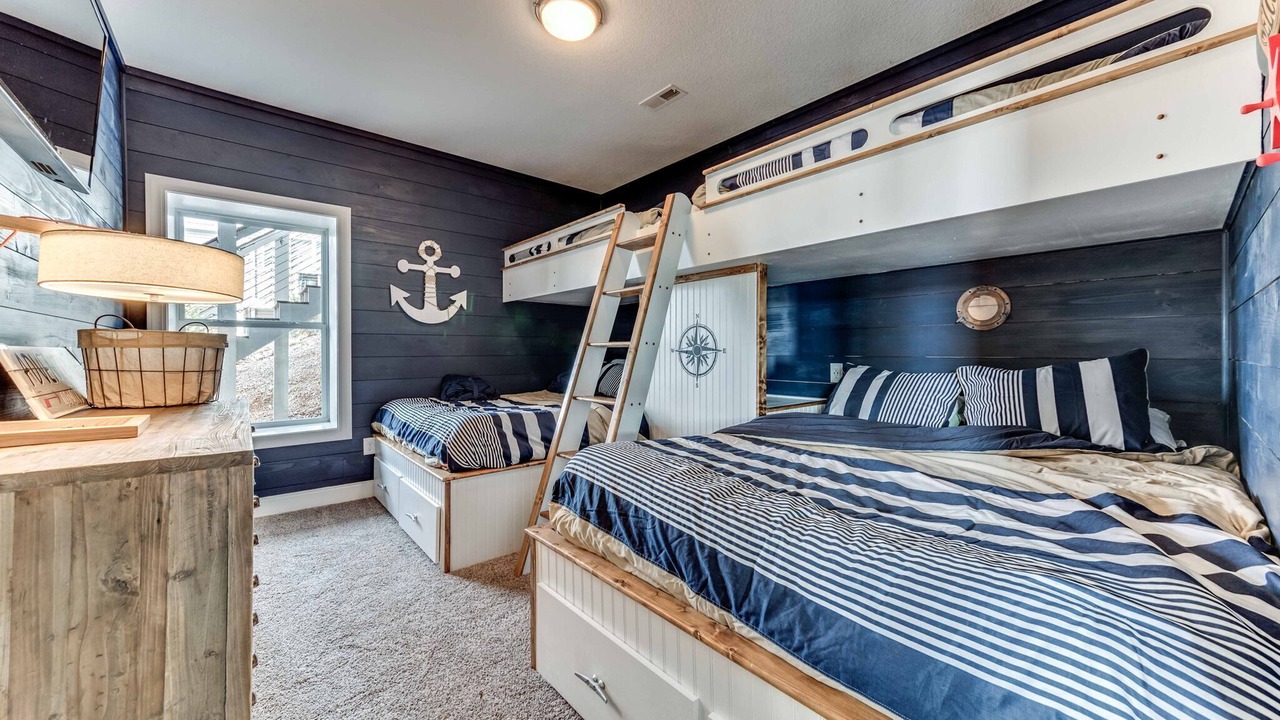 Photo of Bedroom in Big Creek