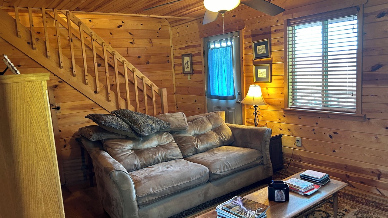 Photo of Livingroom in New Marshfield