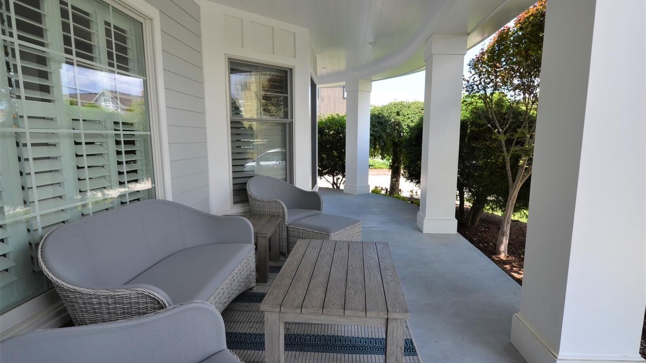 Photo of Patio Balcony in The Pines