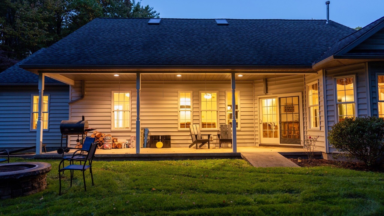 Photo of Patio Balcony in Howard