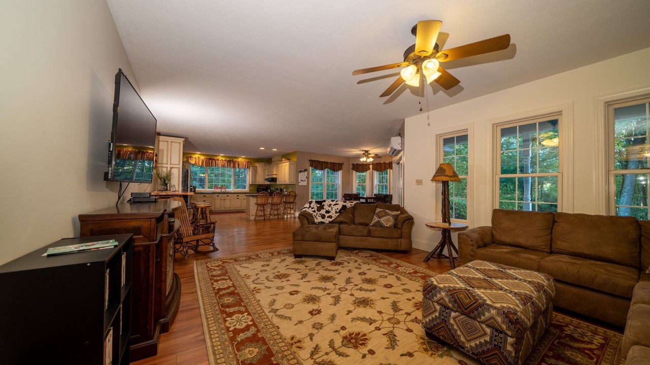 Photo of Livingroom in Howard