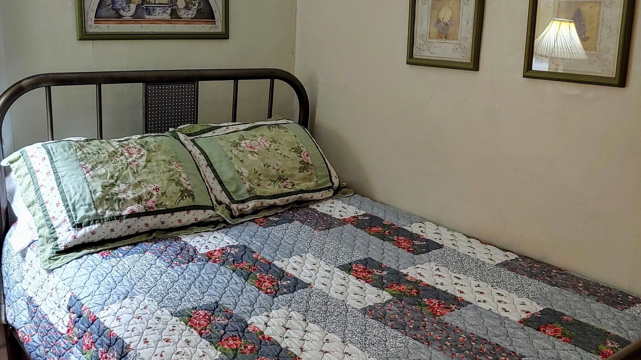 Photo of Bedroom in Hillsdale