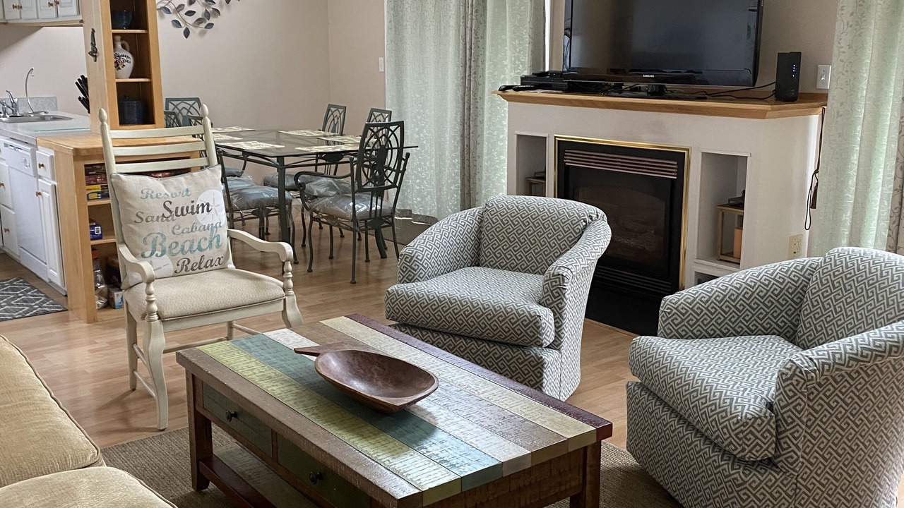 Photo of Livingroom in Conneaut Lake
