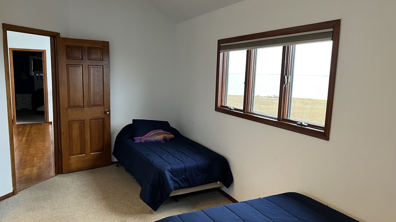 Photo of Bedroom in Osborn Island