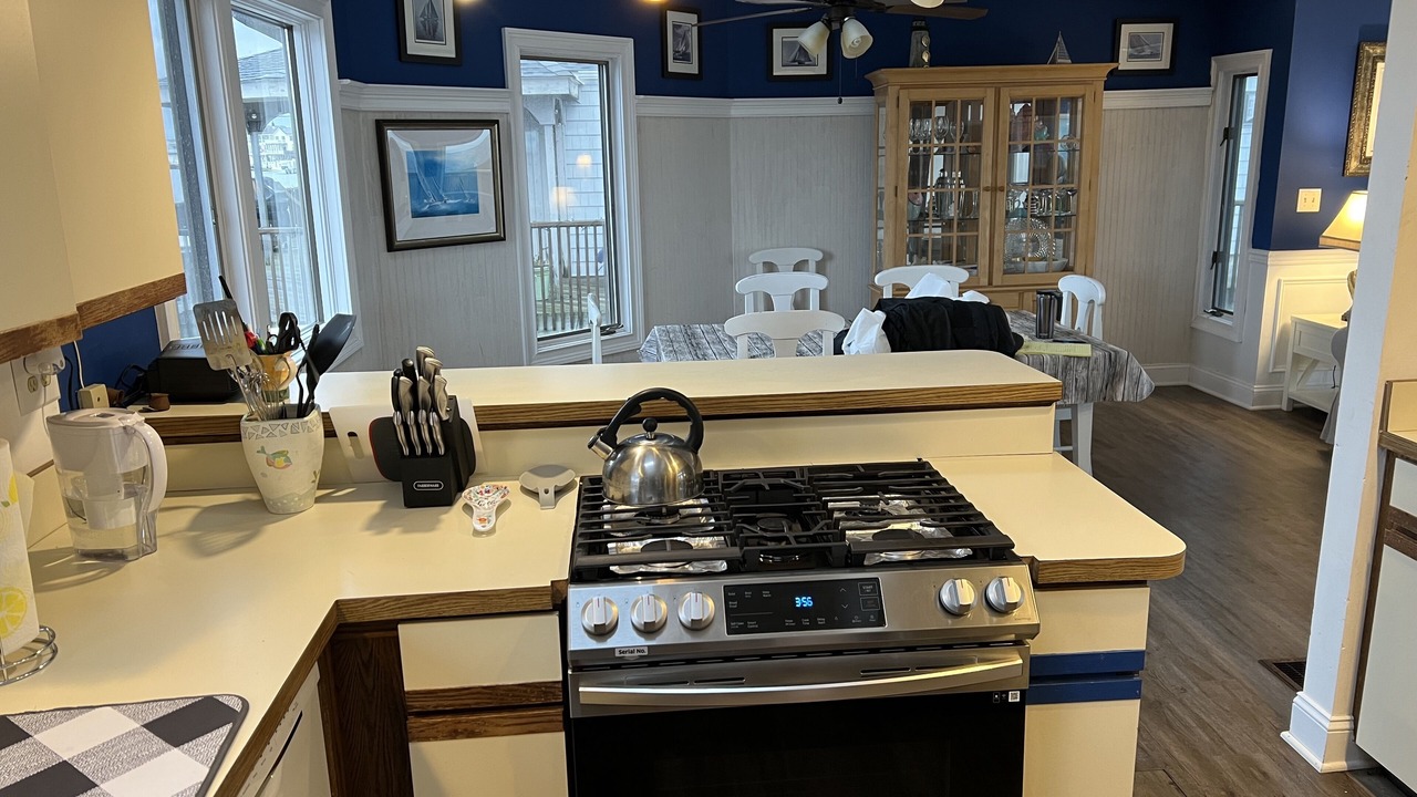 Photo of Kitchen in Osborn Island