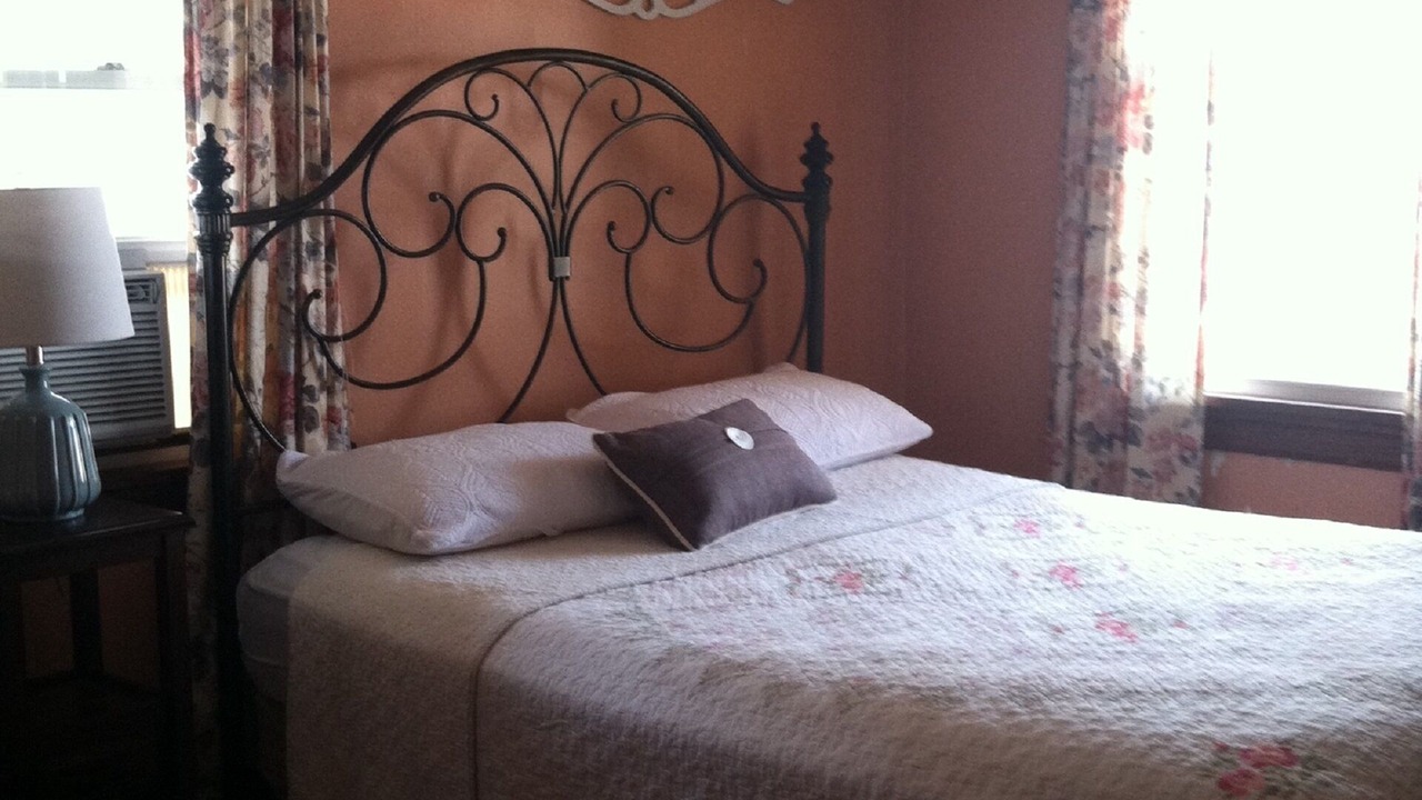 Photo of Bedroom in North End