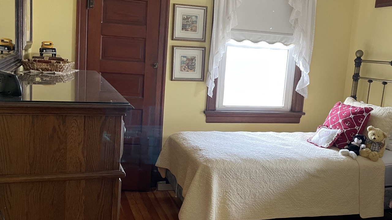 Photo of Bedroom in North End