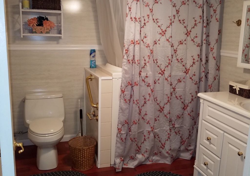 Photo of Bathroom in Mount Gretna