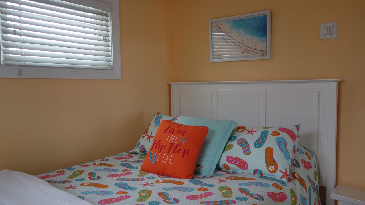 Photo of Bedroom in Ocean Beach III