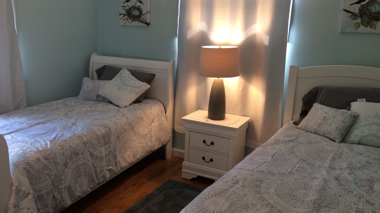Photo of Bedroom in Leola