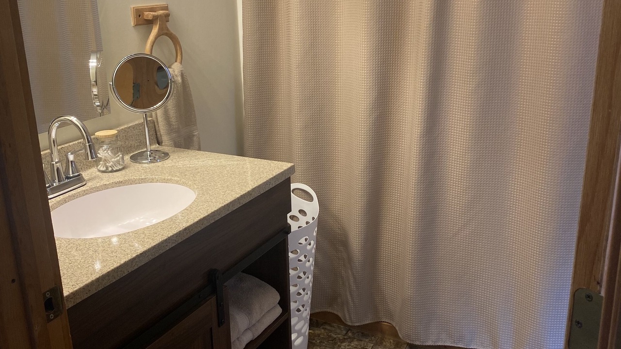 Photo of Bathroom in Logan