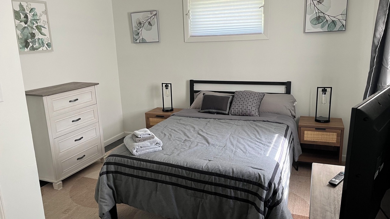 Photo of Bedroom in Niles