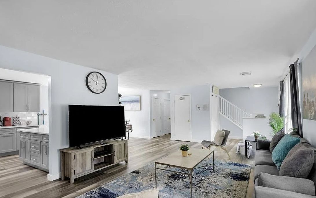 Photo of Livingroom in Long Pond