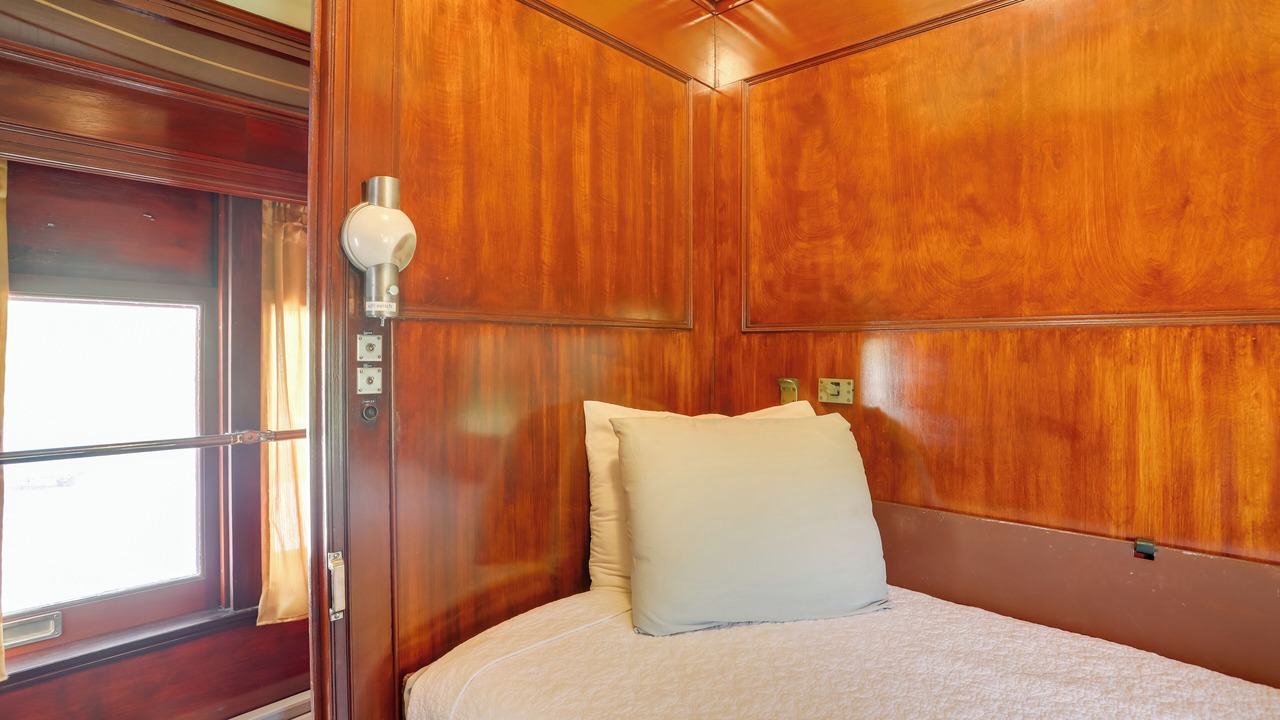 Photo of Bedroom in Adrian Furnace