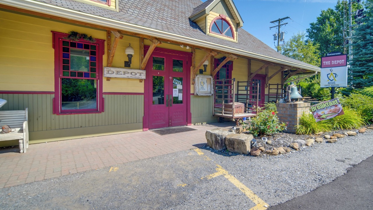 Photo of Outdoor in Adrian Furnace
