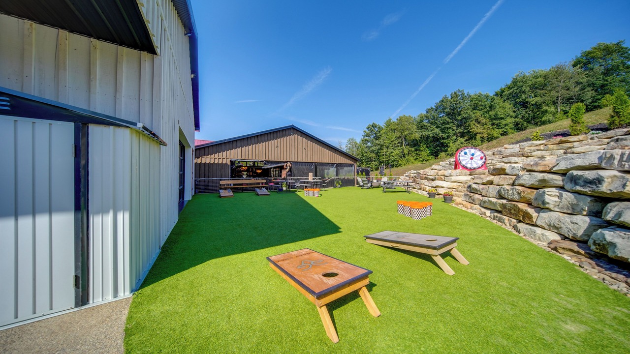 Photo of Outdoor in Adrian Furnace