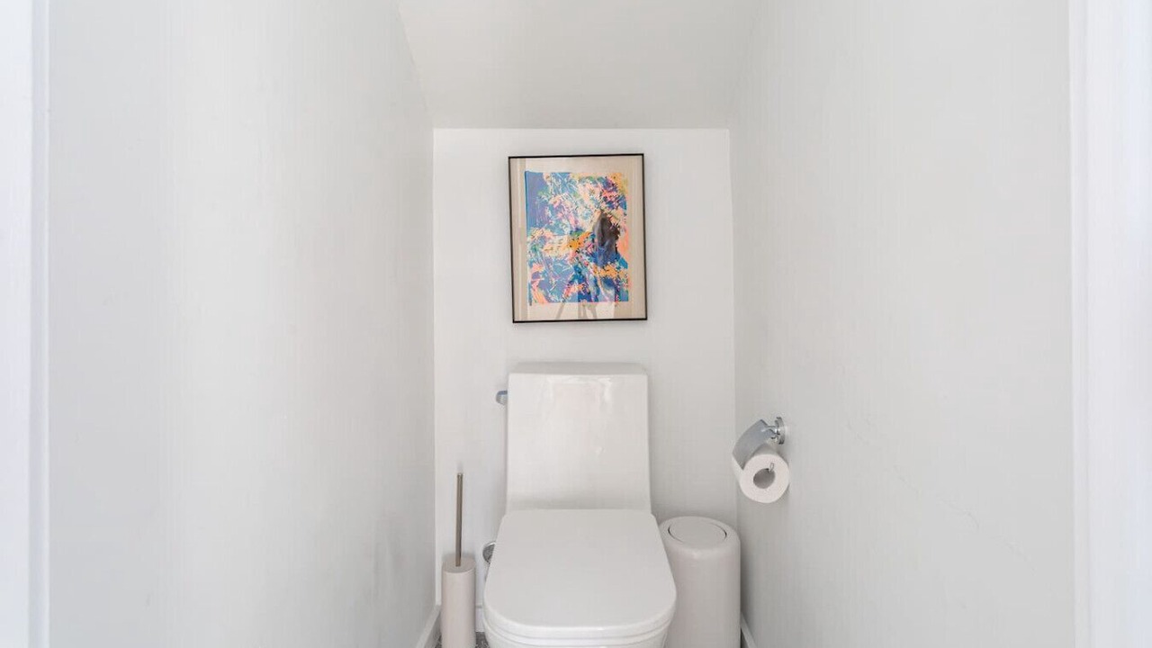 Photo of Bathroom in Town of Denning