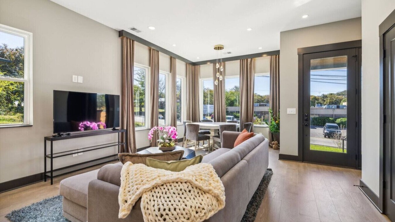 Photo of Livingroom in Madison