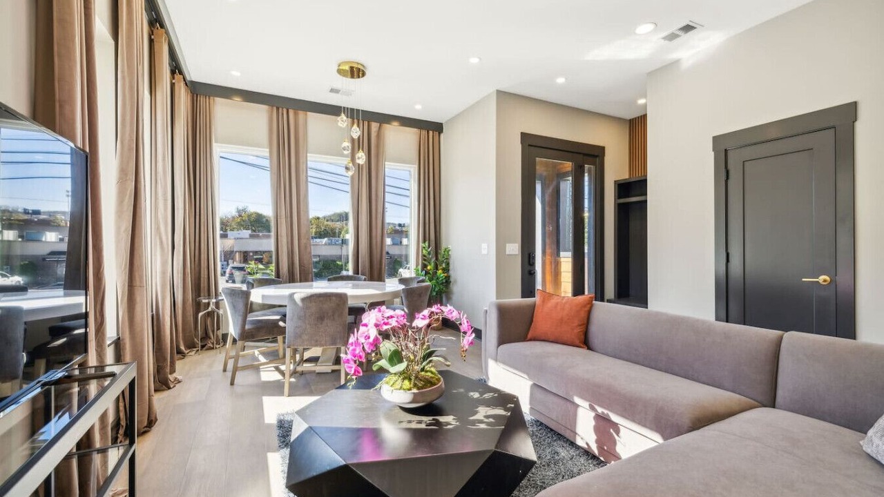 Photo of Livingroom in Madison