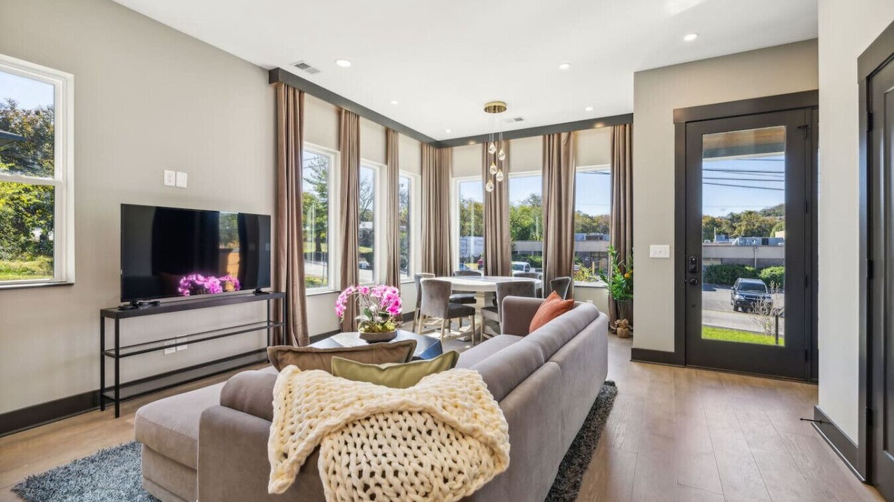 Photo of Livingroom in Madison