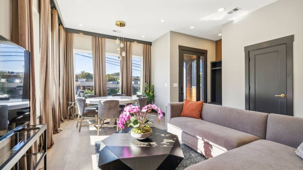 Photo of Livingroom in Madison