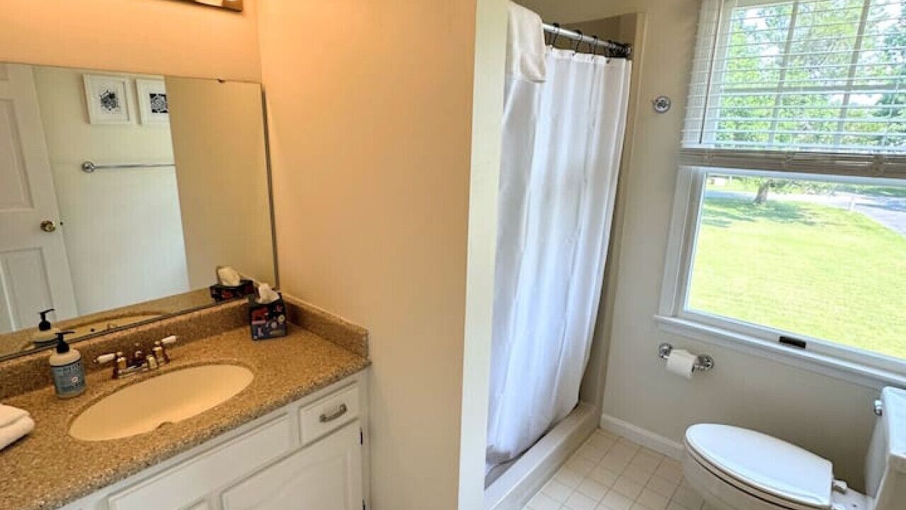 Photo of Bathroom in Unionville