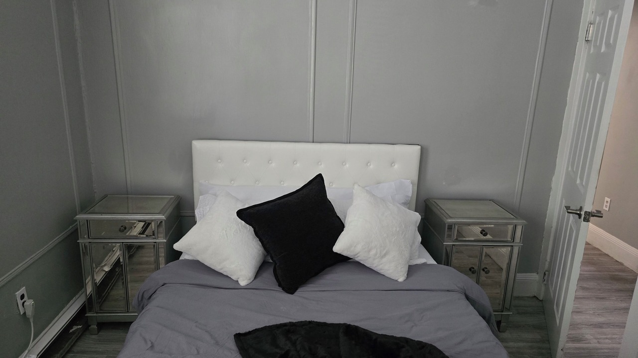Photo of Bedroom in Hillside