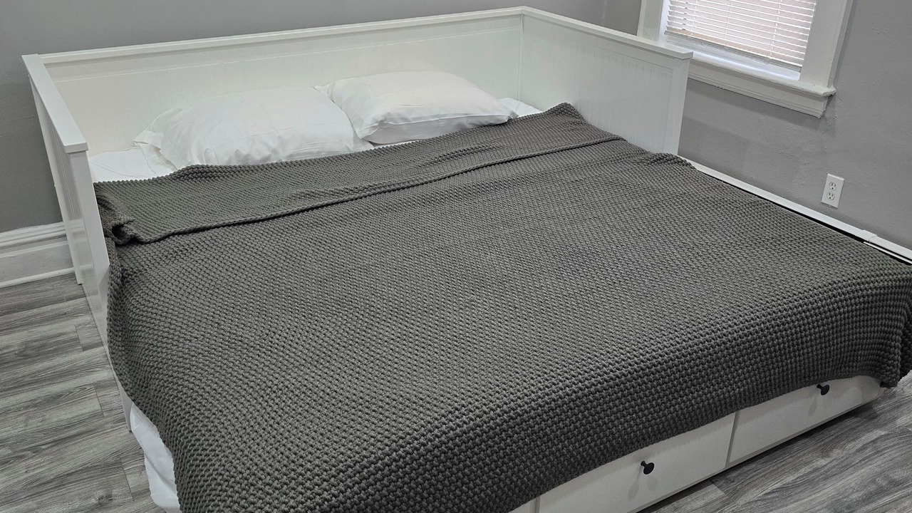 Photo of Bedroom in Hillside