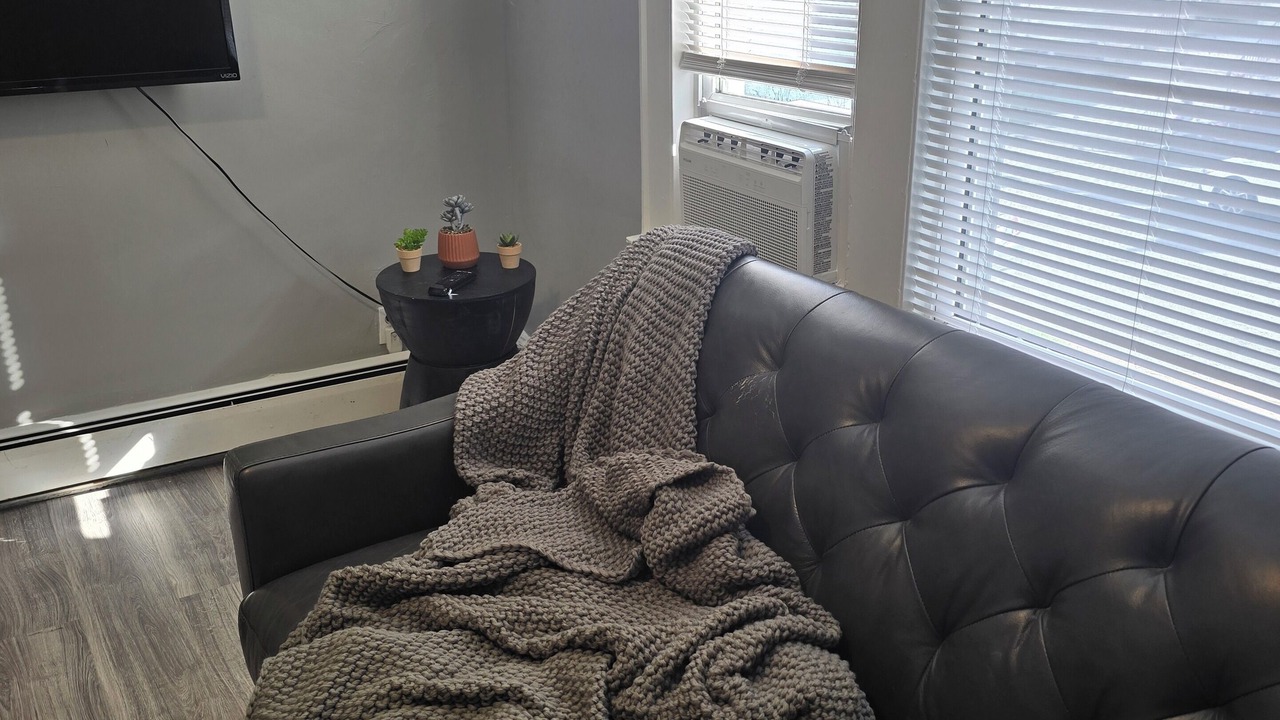 Photo of Livingroom in Hillside