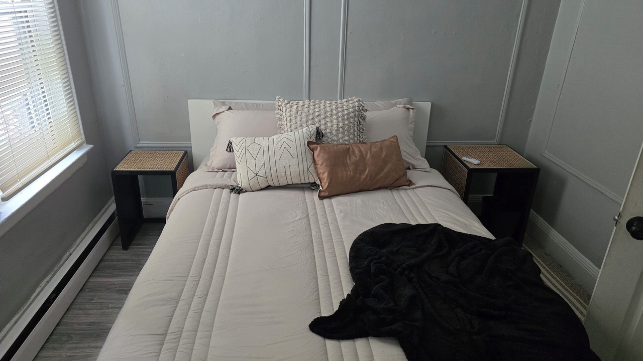Photo of Bedroom in Hillside