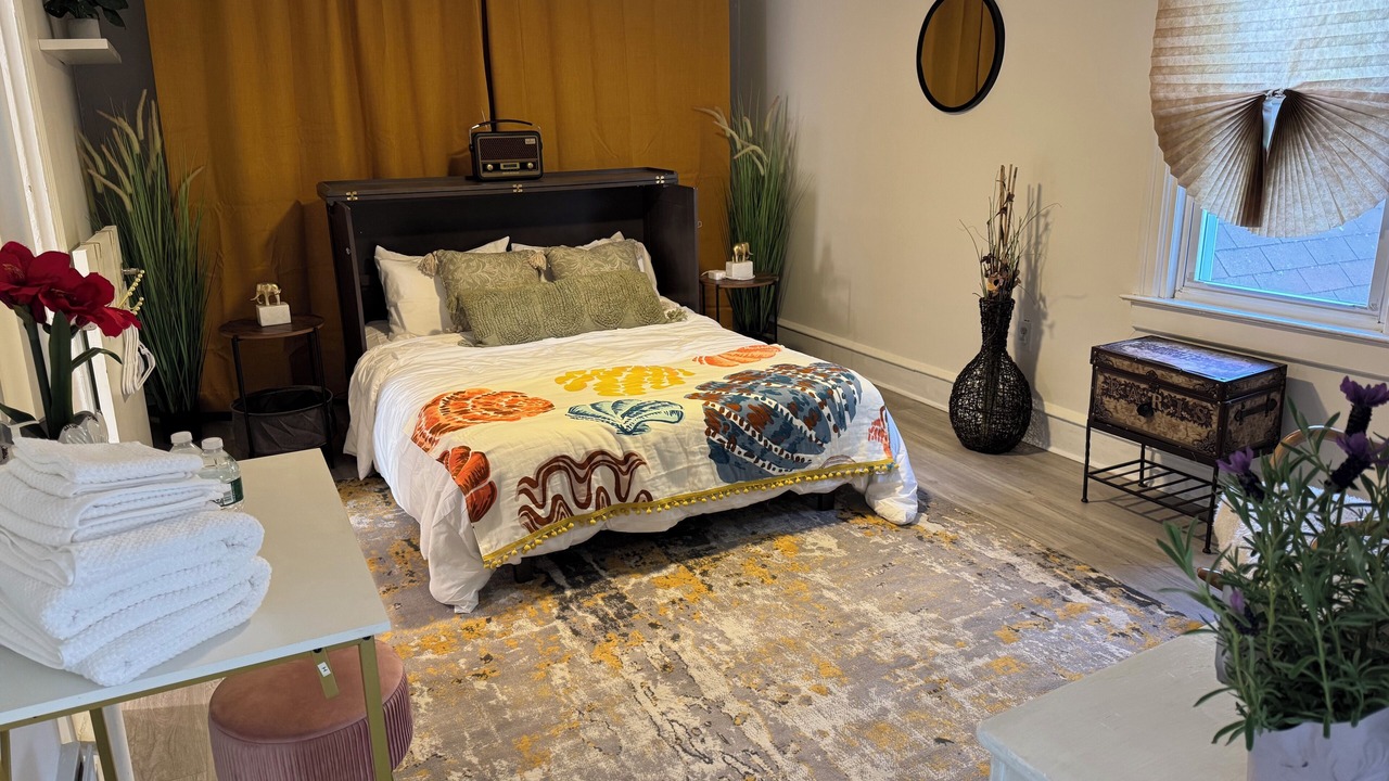 Photo of Bedroom in Moylan