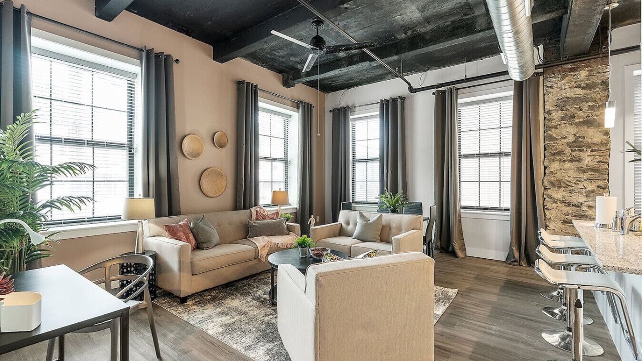 Photo of Livingroom in Northwest Philadelphia