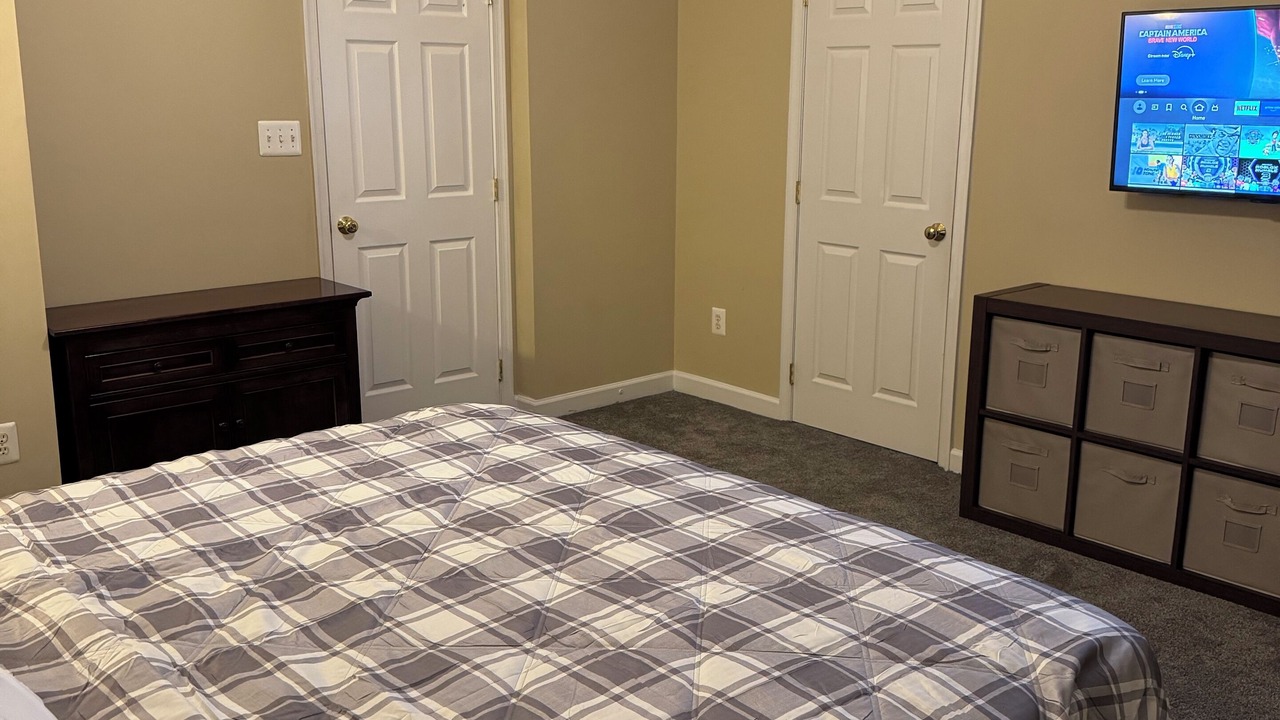 Photo of Bedroom in Ferndale