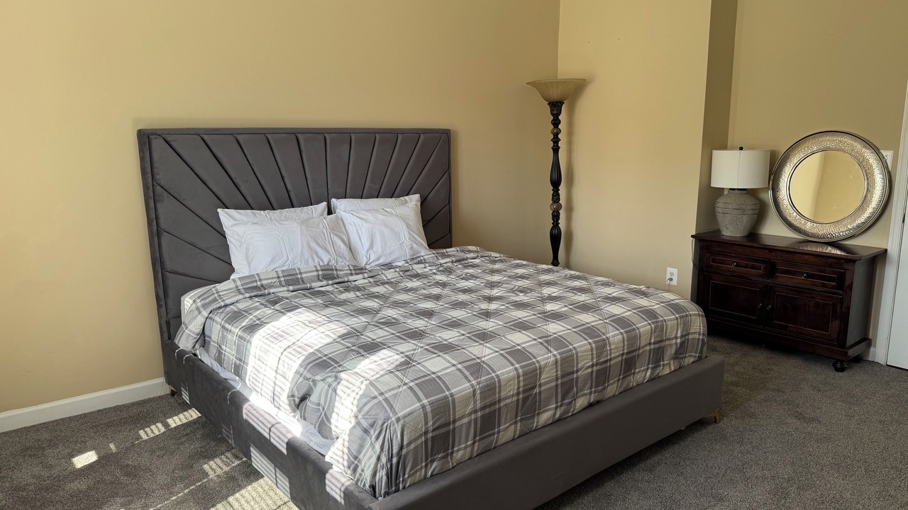 Photo of Bedroom in Ferndale