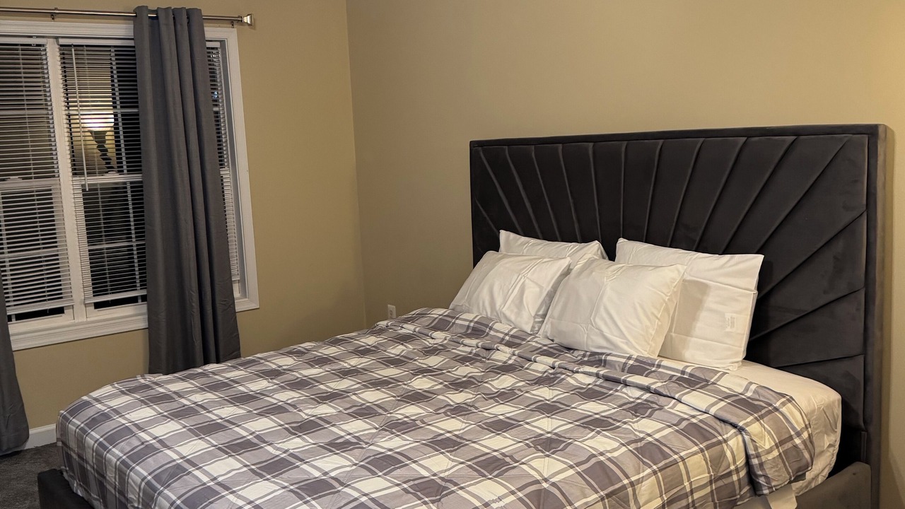 Photo of Bedroom in Ferndale