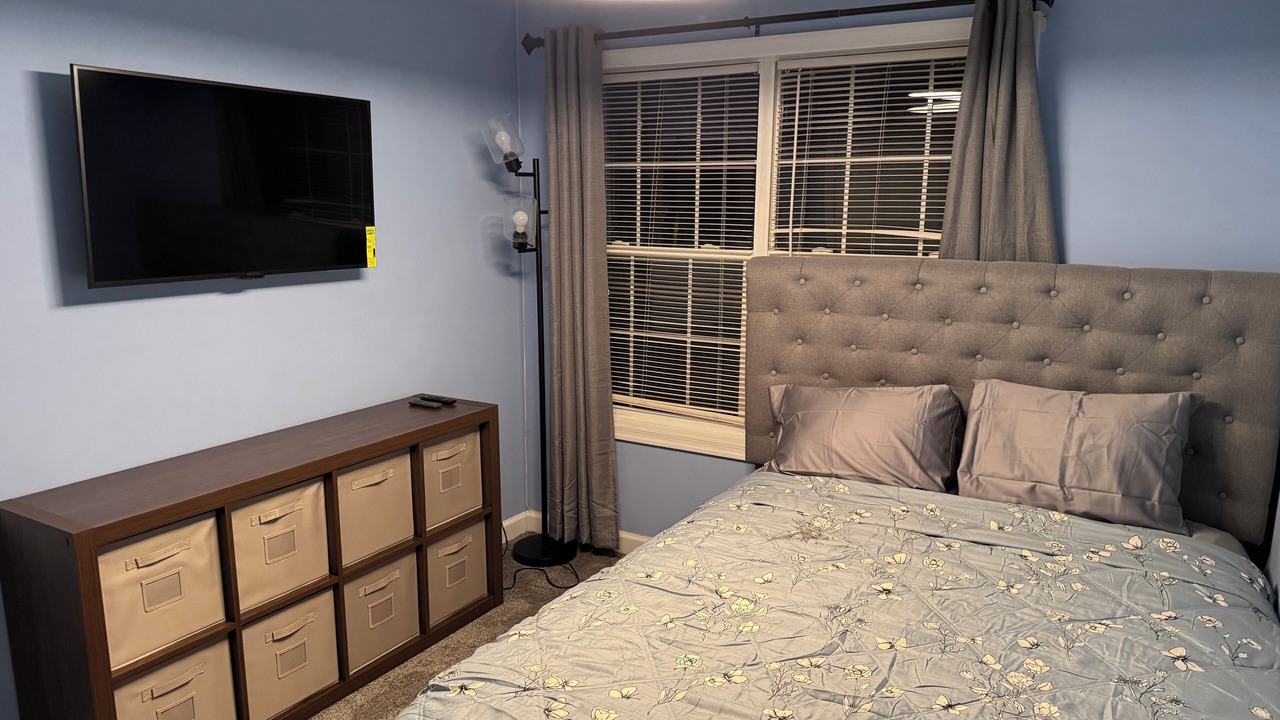 Photo of Bedroom in Ferndale